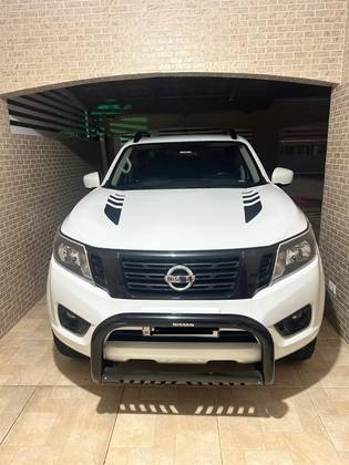 NISSAN FRONTIER 2.3 16V TURBO DIESEL ATTACK CD 4X4 AUTOMÁTICO